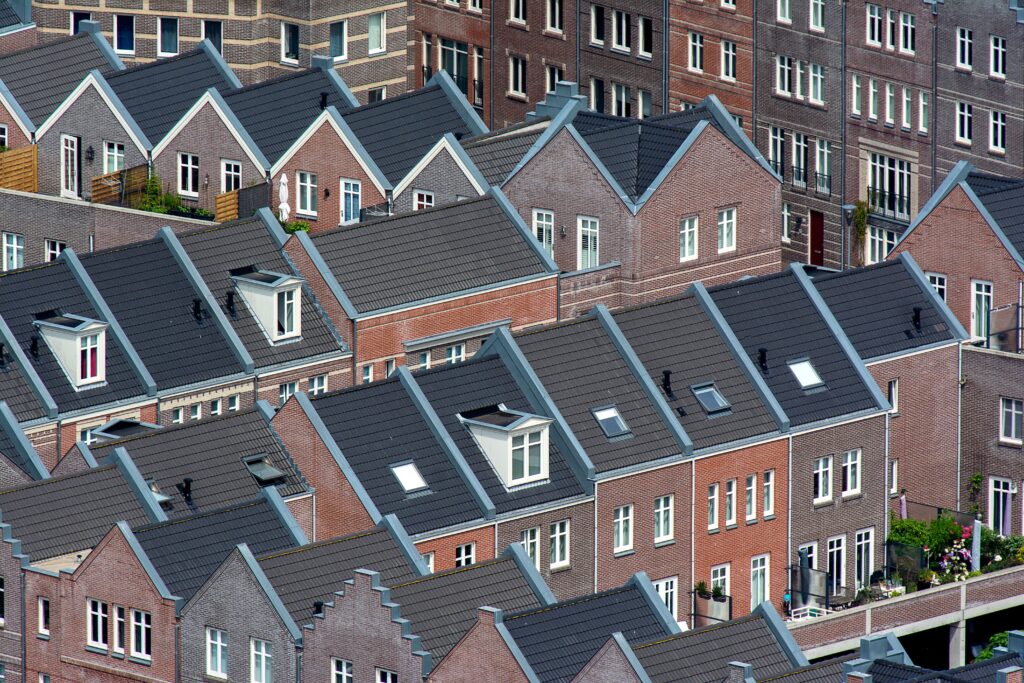 pexels photo 14493179 14493179 Aerial view of traditional Dutch townhouses in Den Haag, showcasing unique architecture.